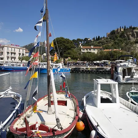Liautaud Rooftop Hotel Cassis